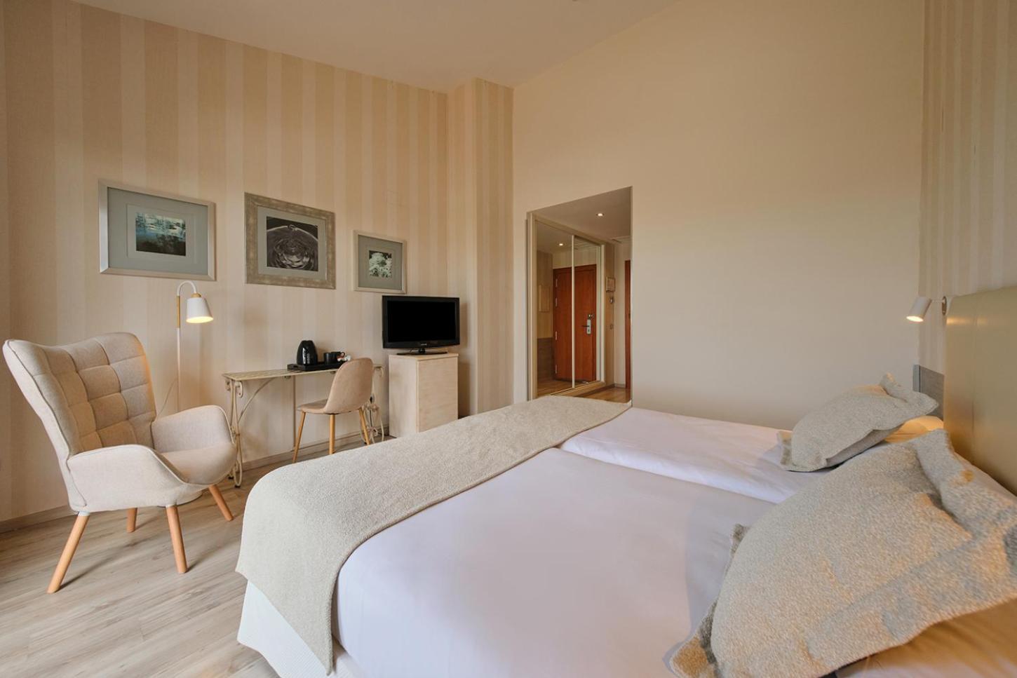 Hotel Spa Villa Nazules Chueca المظهر الخارجي الصورة
